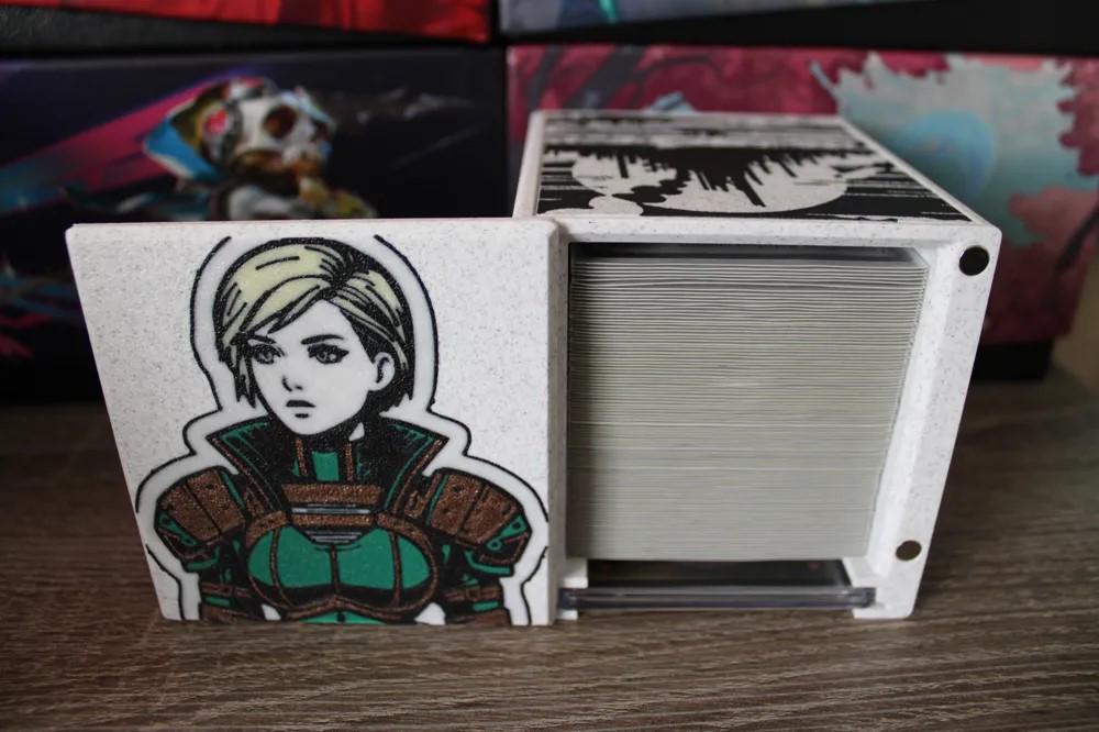 Myrel, Shield of Argive - Magnetic Commander Showcase Deck Box