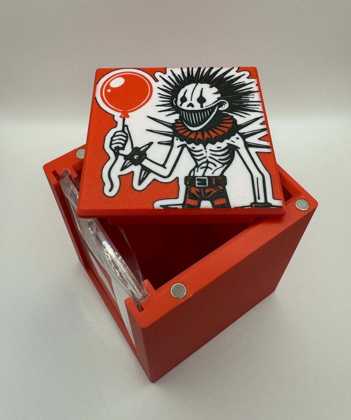 The Jolly Balloon Man - Magnetic Commander Showcase Deck Box