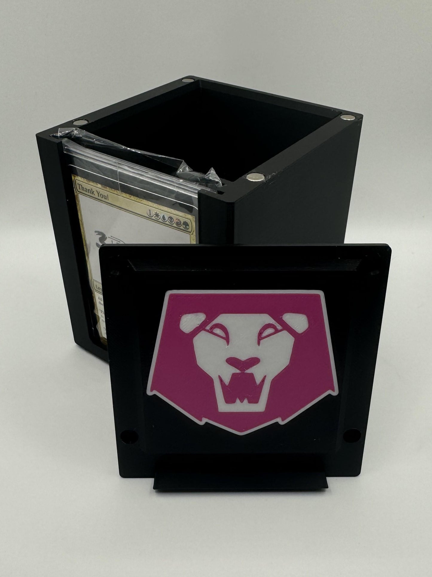 Saja Boys // K-Pop Demon Hunters - Magnetic Commander Showcase Deck Box