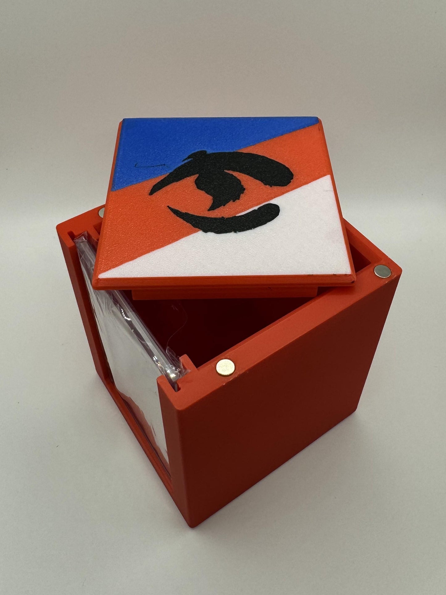Jeskai Tarkir Clan - Magnetic Commander Showcase Deck Box