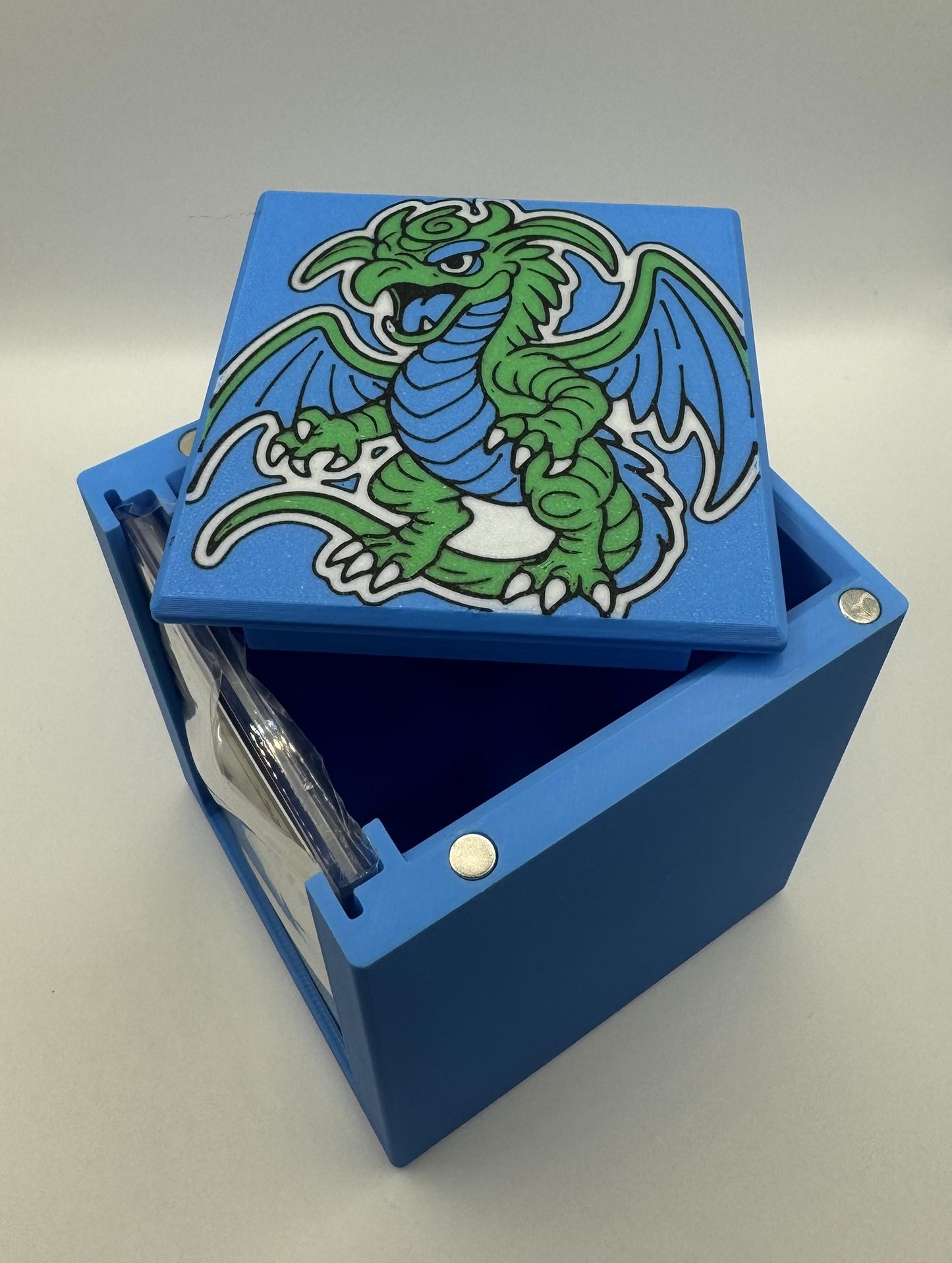 Ureni of the Unwritten // Ureni, the Song Unending - Magnetic Commander Showcase Deck Box