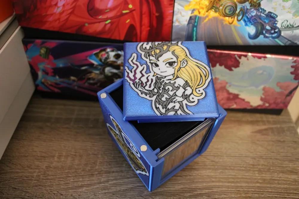 Breya, Etherium Shaper - Magnetic Commander Showcase Deck Box
