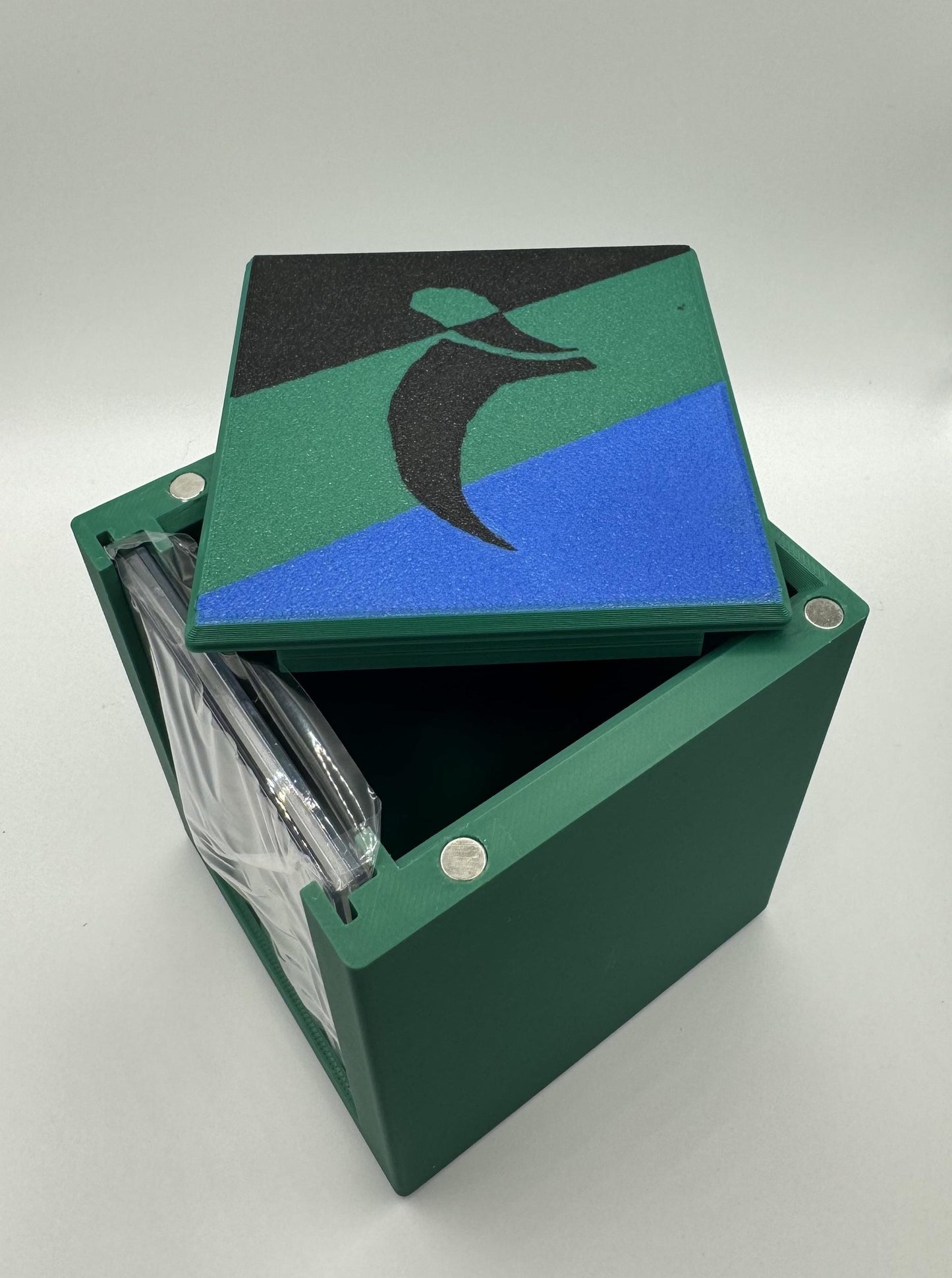 Sultai Tarkir Clan - Magnetic Commander Showcase Deck Box
