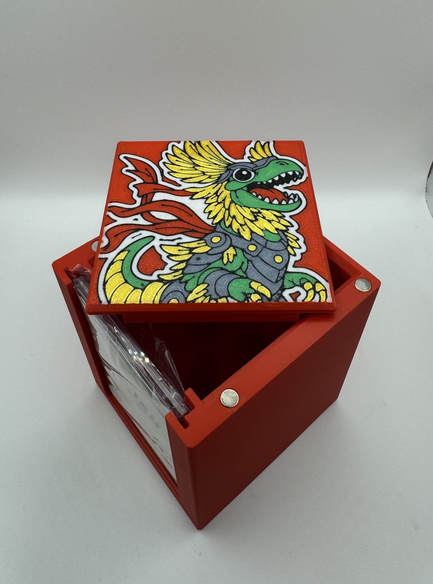 Pantlaza, Sun-Favored - Magnetic Commander Showcase Deck Box