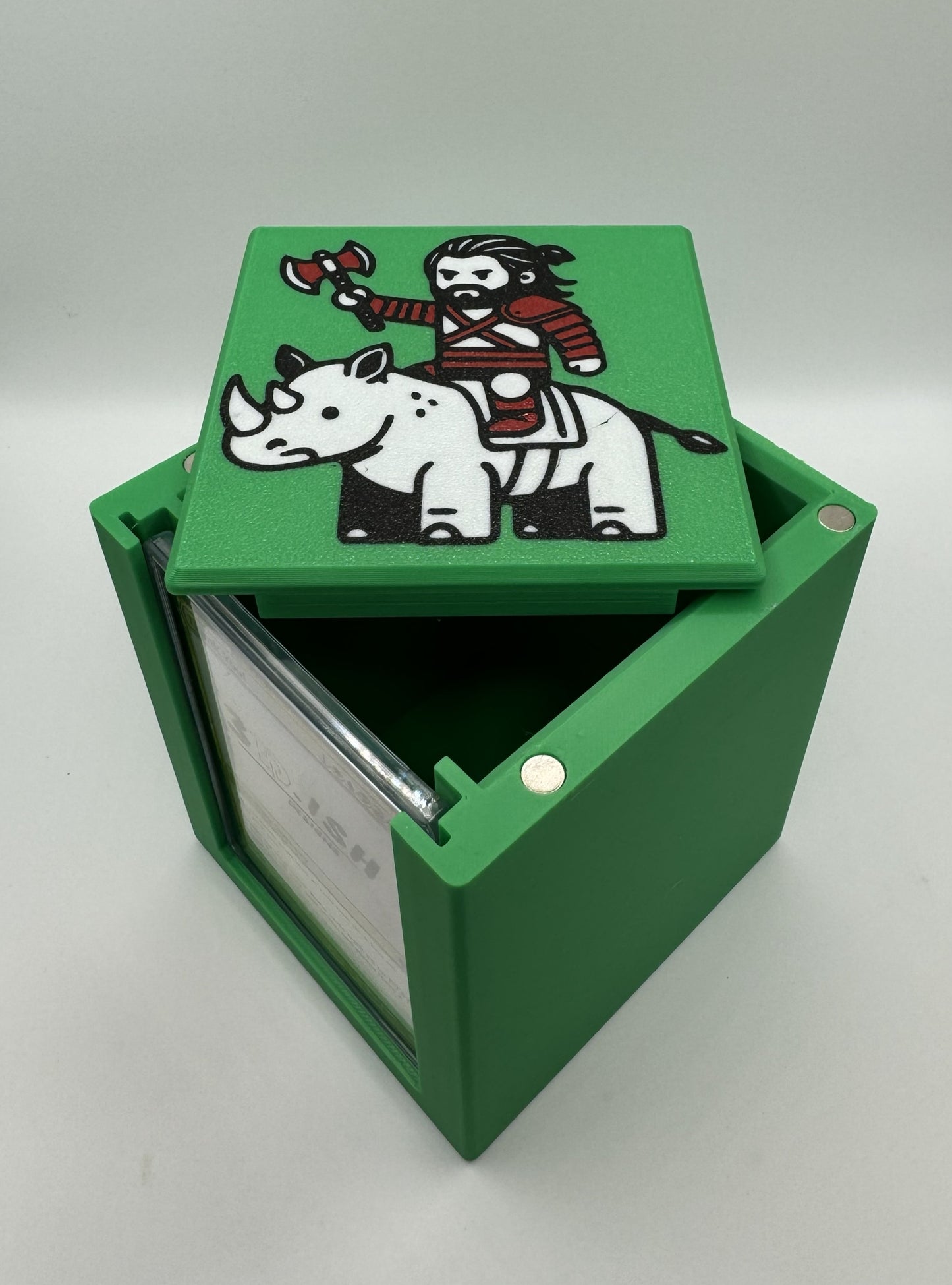 Ghired, Mirror of the Wilds - Magnetic Commander Showcase Deck Box