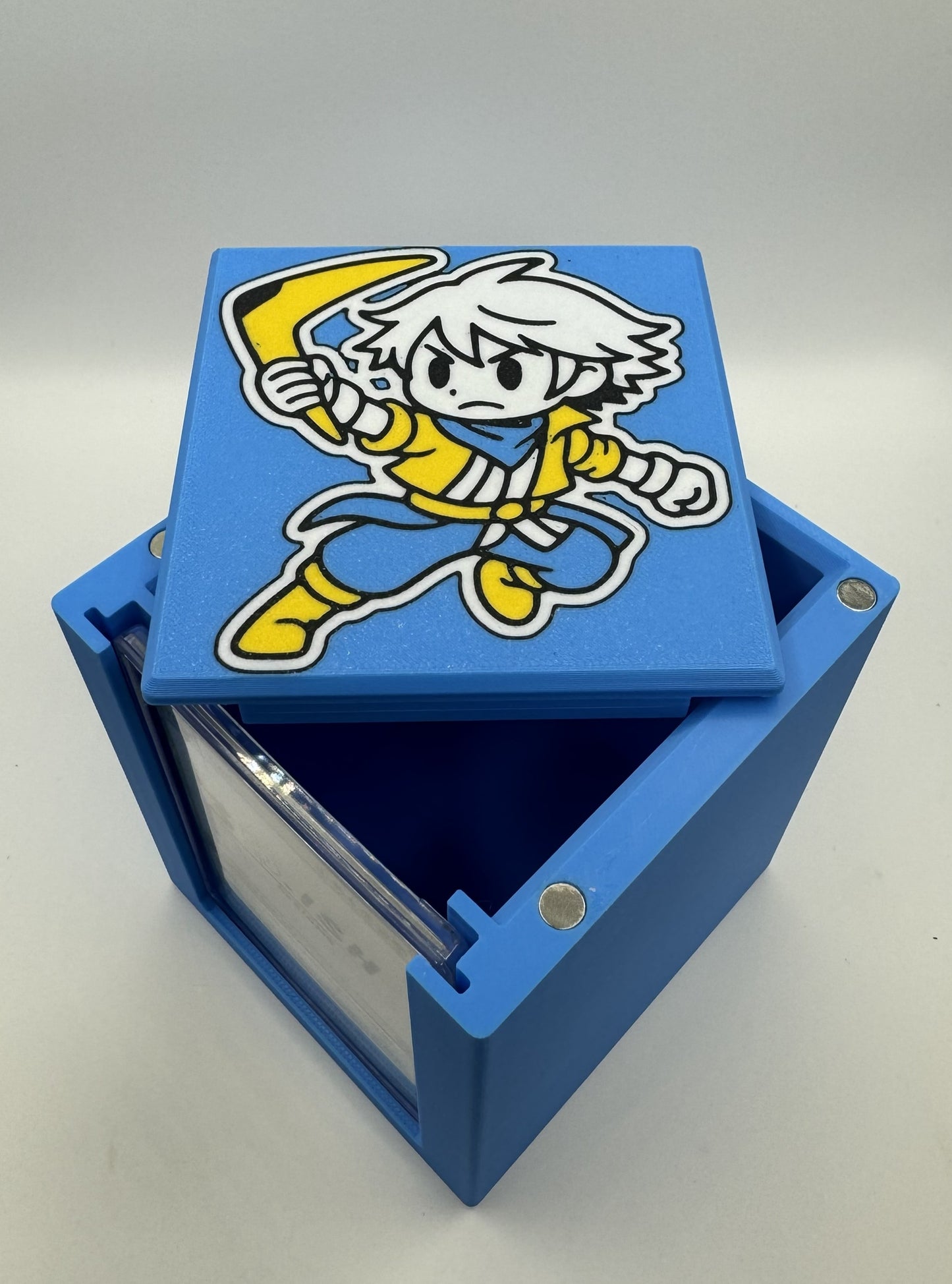 Hope Estheim - Magnetic Commander Showcase Deck Box