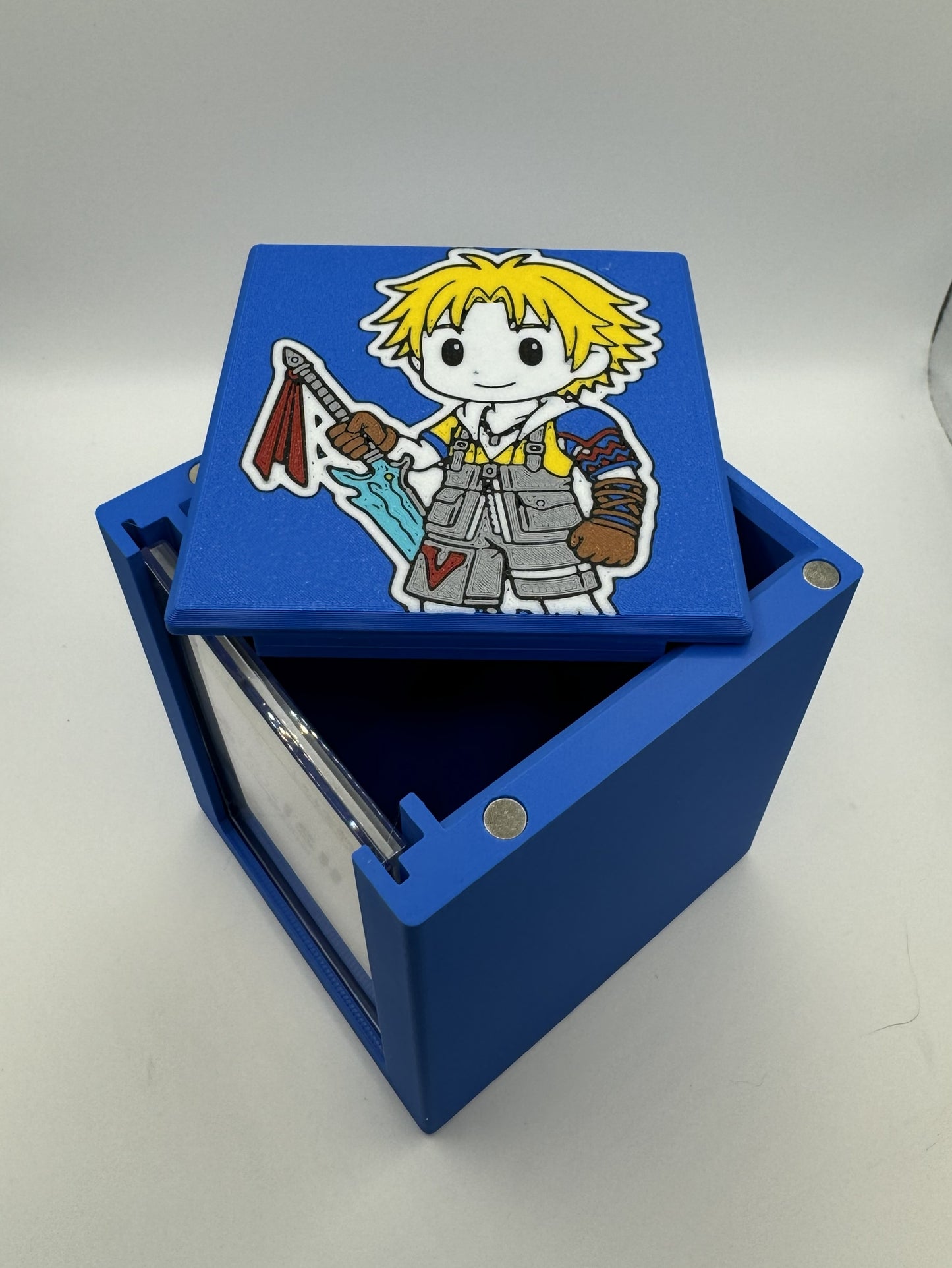Tidus, Yuna's Guardian - Magnetic Commander Showcase Deck Box