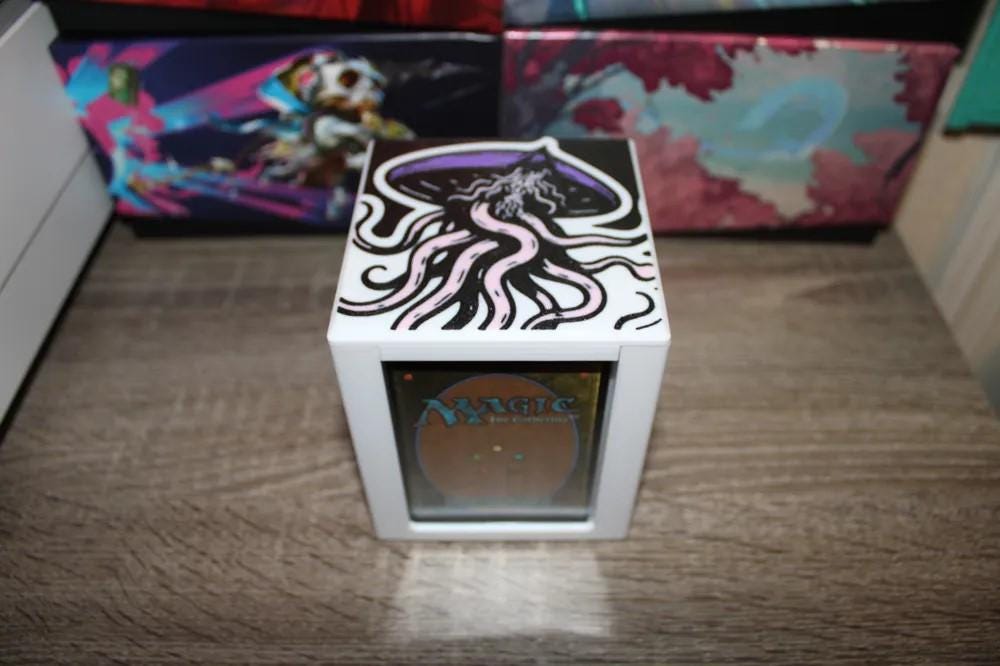 Emrakul, the Promised End // the World Anew - Magnetic Commander Showcase Deck Box