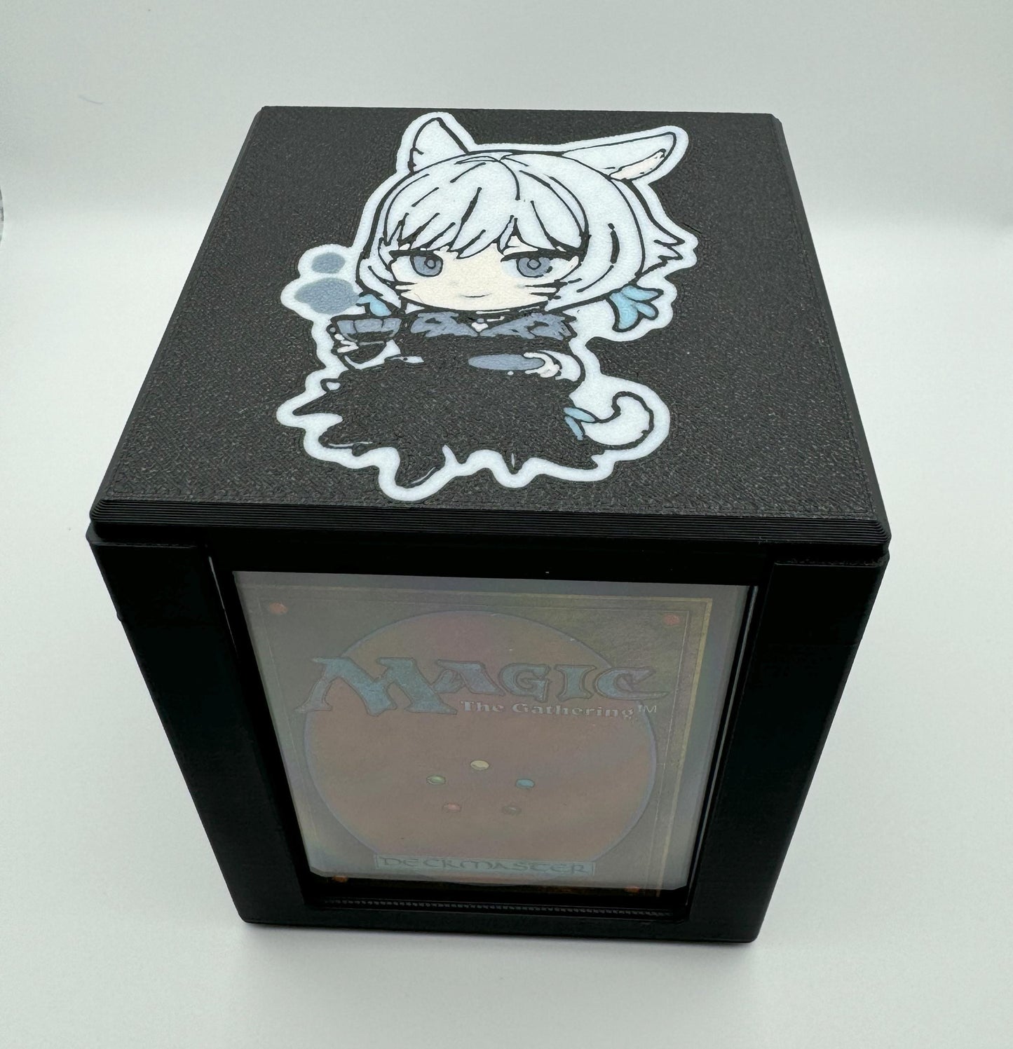Y'shtola, Knight's Blessed - Magnetic Commander Showcase Deck Box
