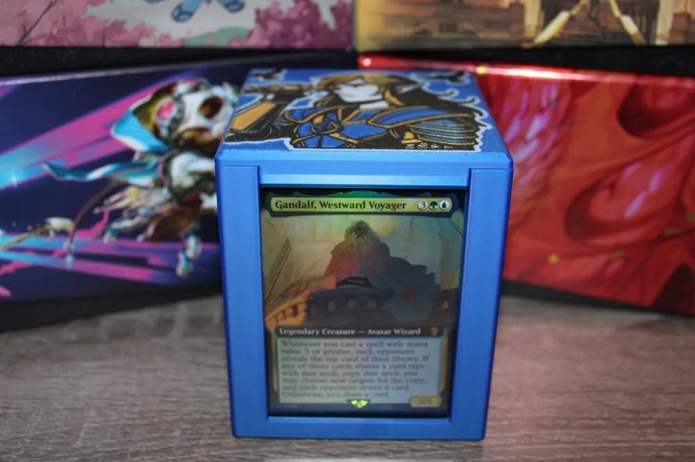 Edric, Spymaster of Trest - Magnetic Commander Showcase Deck Box