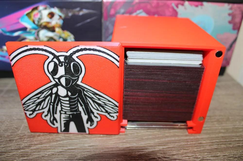 The Locust God - Magnetic Commander Showcase Deck Box