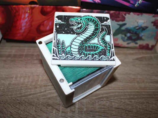 Koma, Cosmos Serpent - Magnetic Commander Showcase Deck Box
