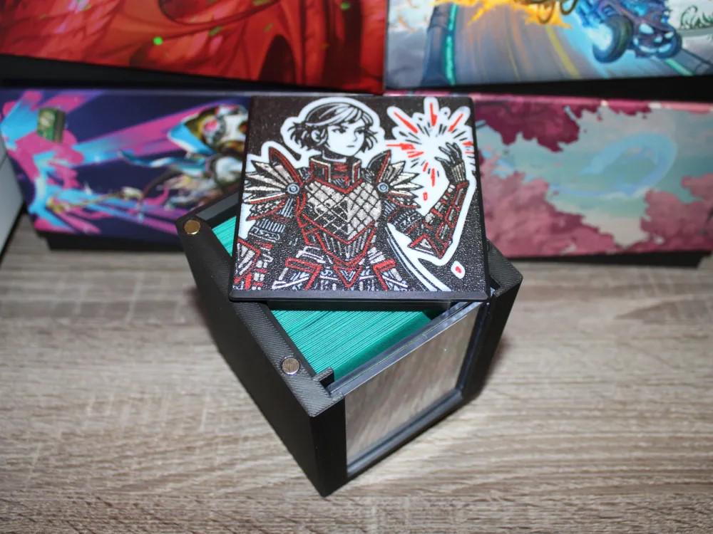 Rowan, Scion of War - Magnetic Commander Showcase Deck Box