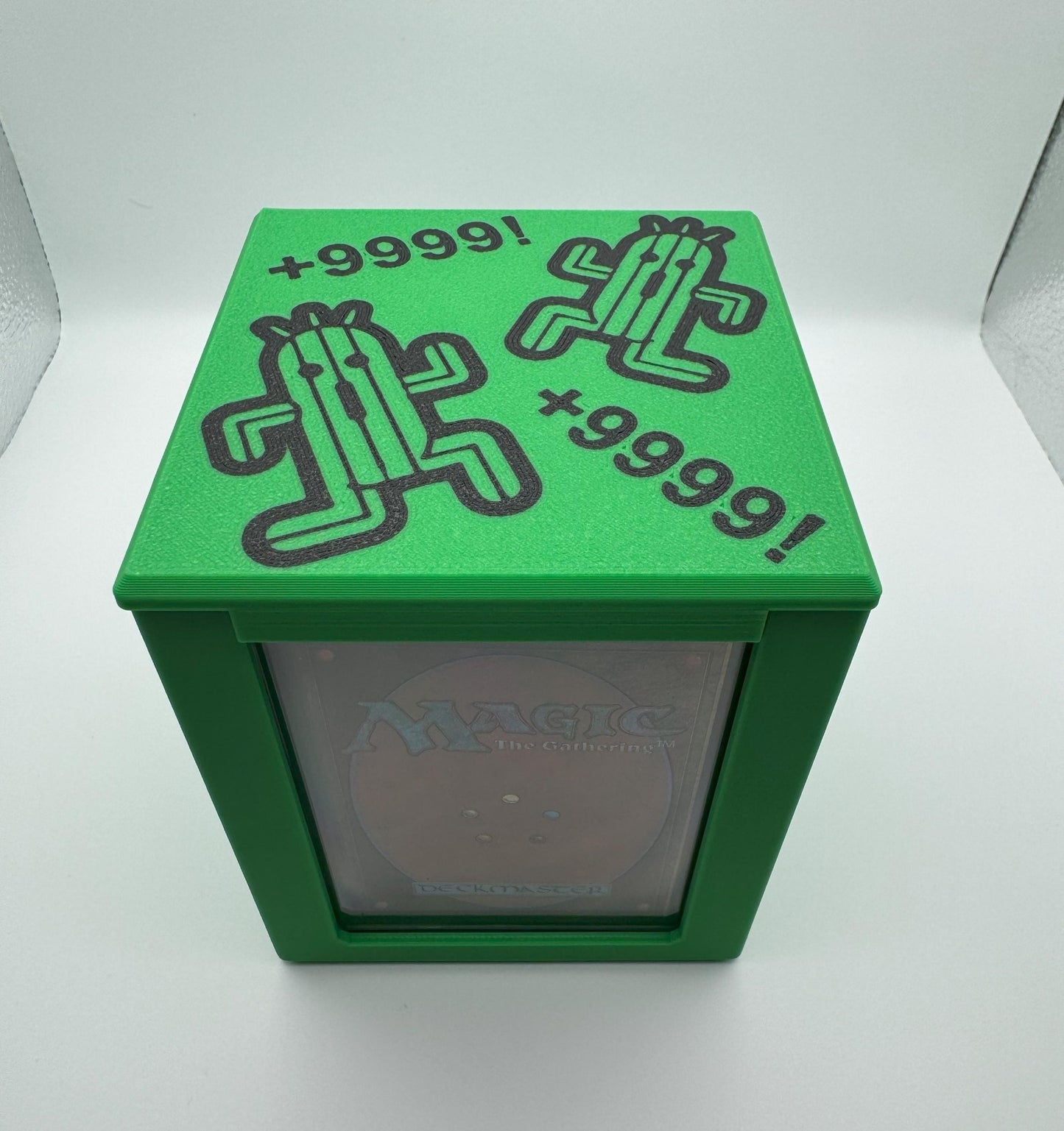 Cactaur - Magnetic Commander Showcase Deck Box