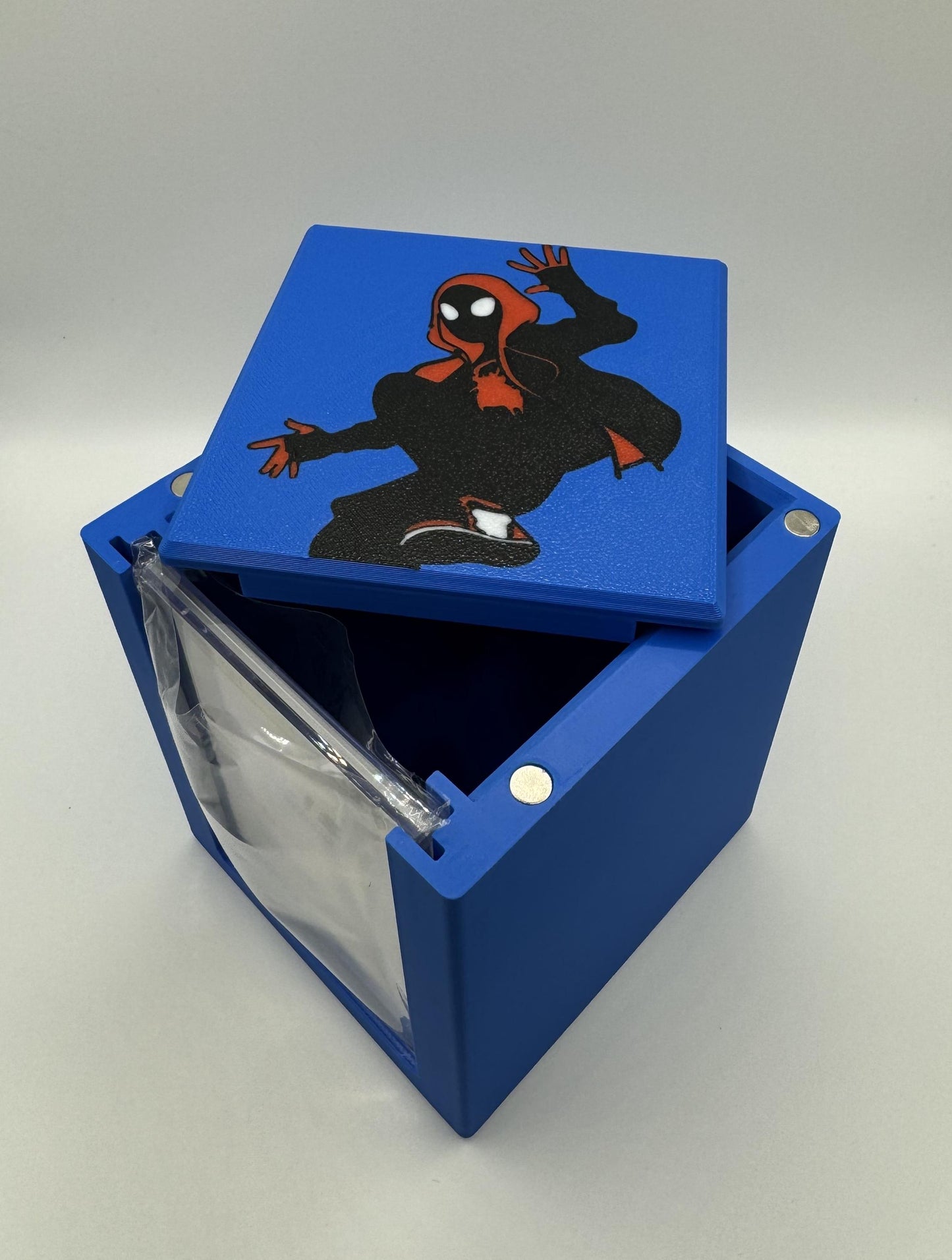 Spiderman Figure - Magnetic Commander Showcase Deck  Box