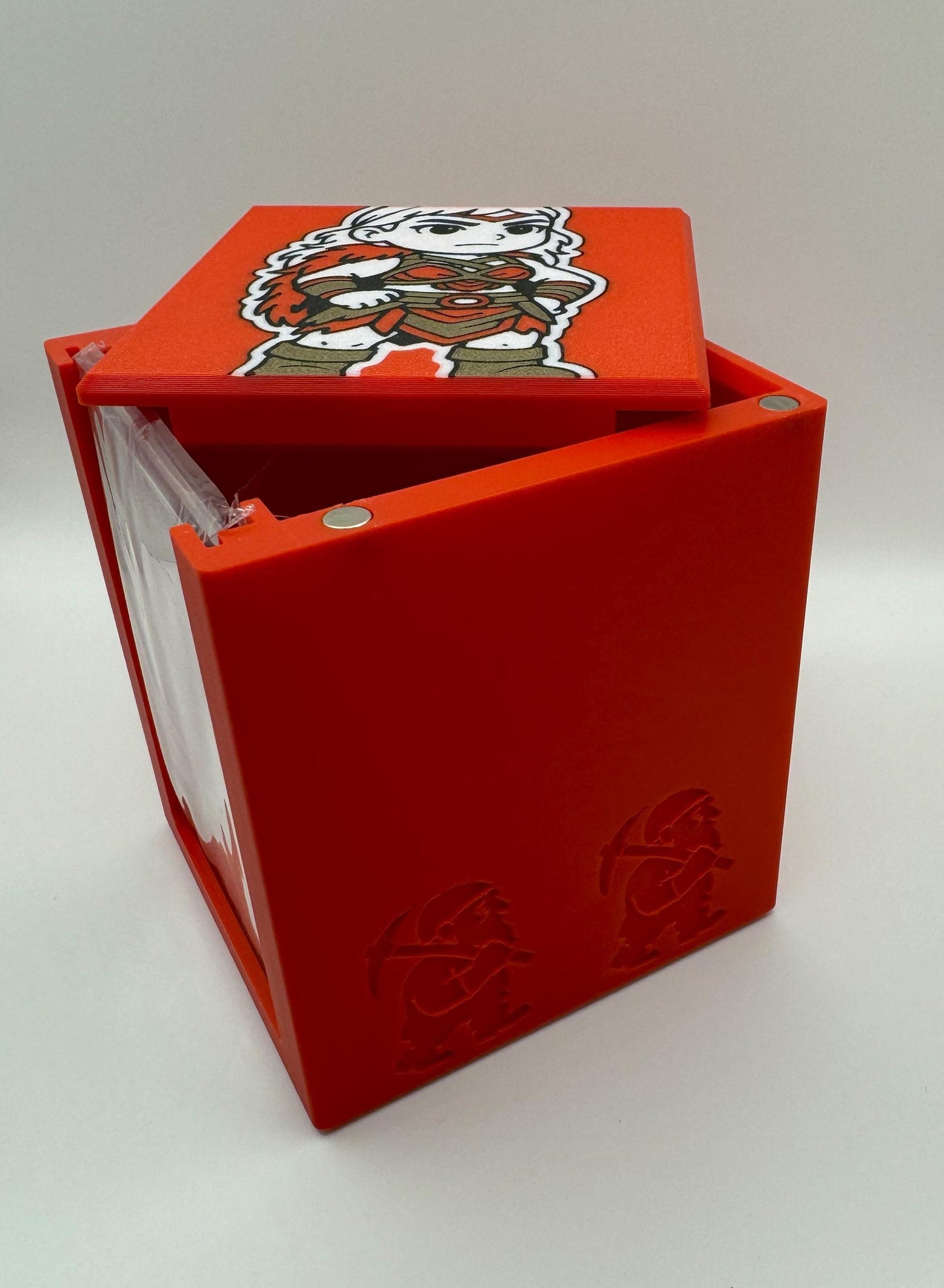 Magda - Magnetic Commander Showcase Deck Box