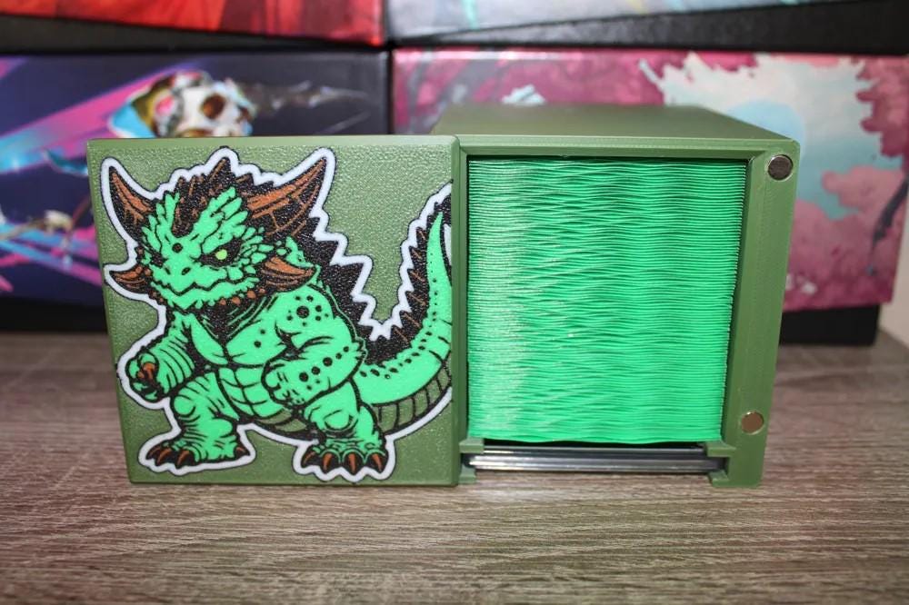 Slinza, The Spiked Stampede / Beast Theme - Magnetic Commander Showcase Deck Box