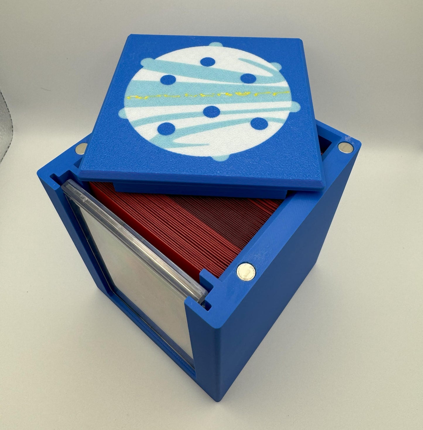 Final Fantasy Blitz Ball - Magnetic Commander Showcase Deck Box