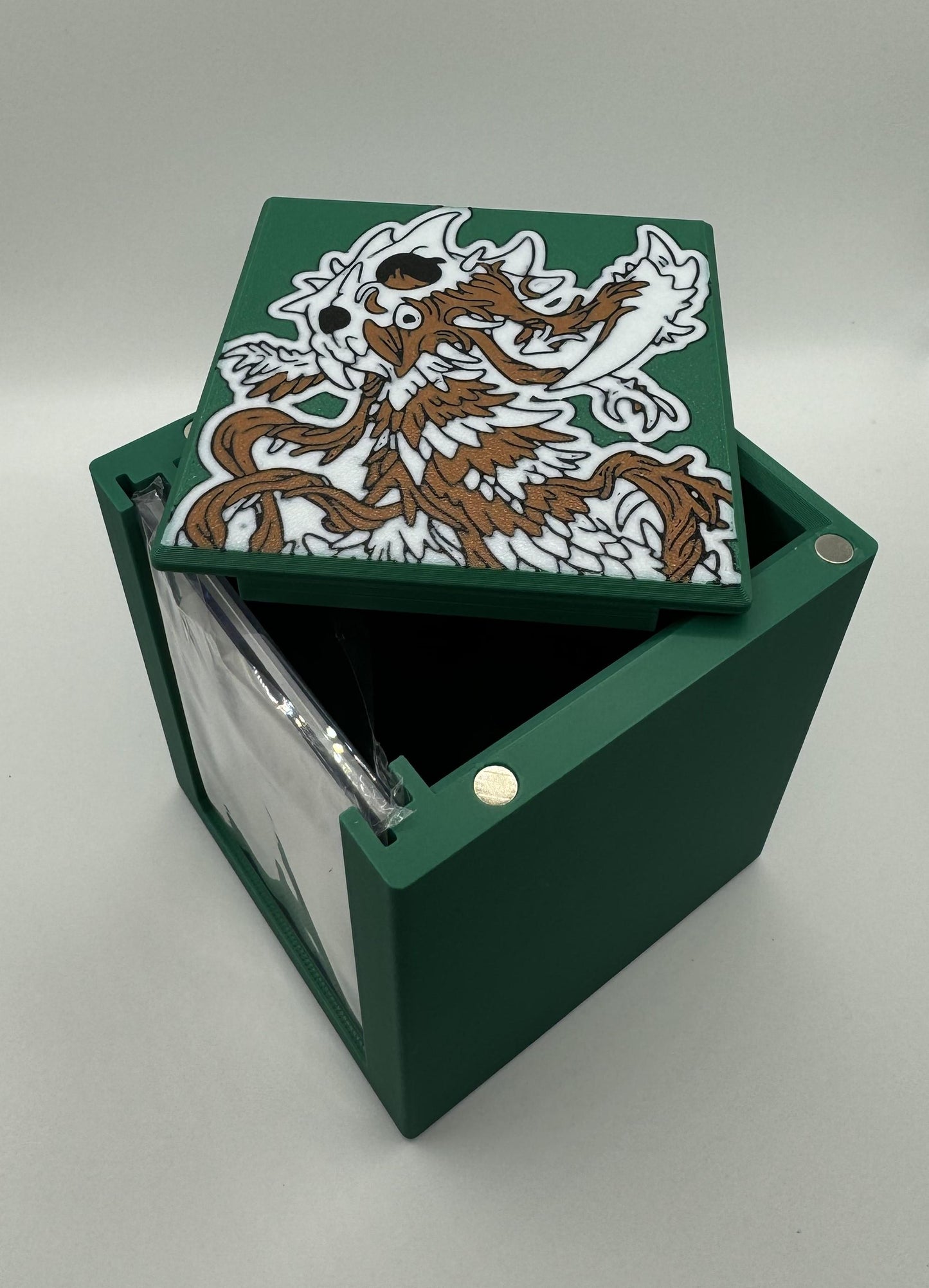 Vishgraz, the Doomhive - Magnetic Commander Showcase Deck Box