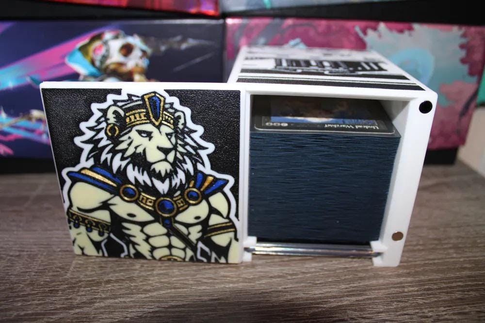 Brimaz - Magnetic Showcase Commander Deck Box
