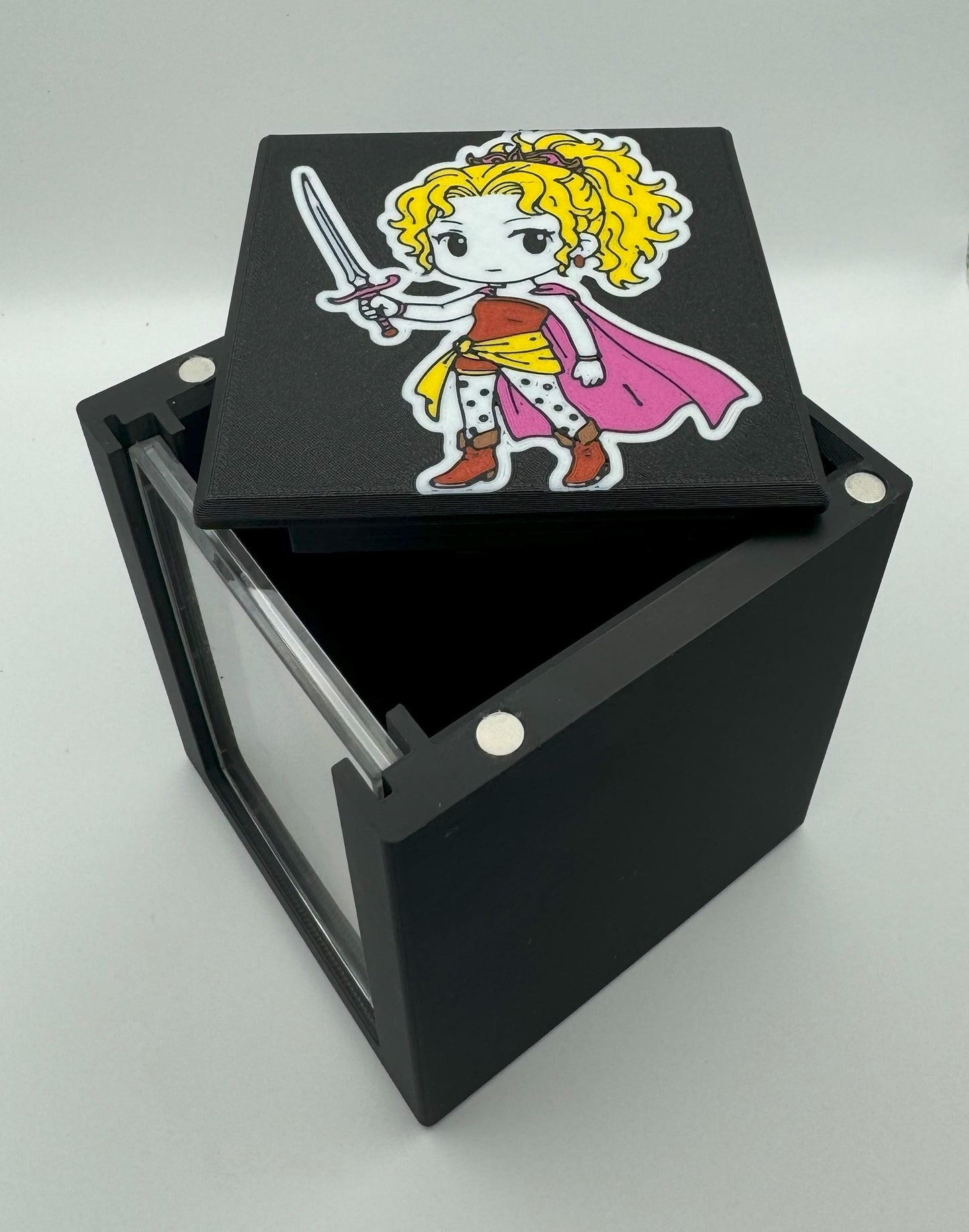 Terra, Herald of Hope - Magnetic Commander Showcase Deck Box