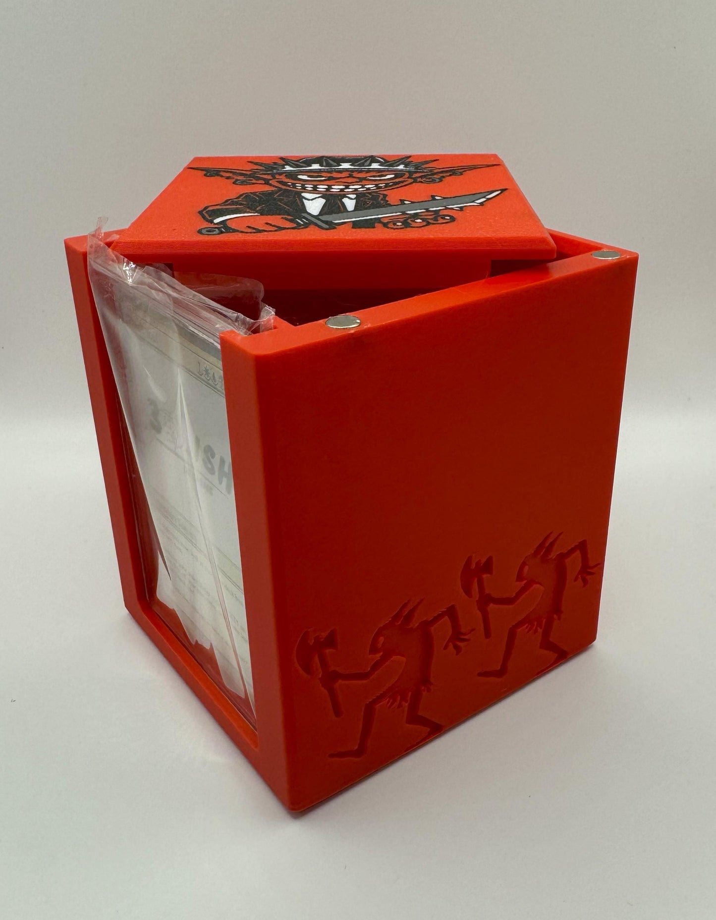 Goblin Theme - Magnetic Commander Showcase Deck Box