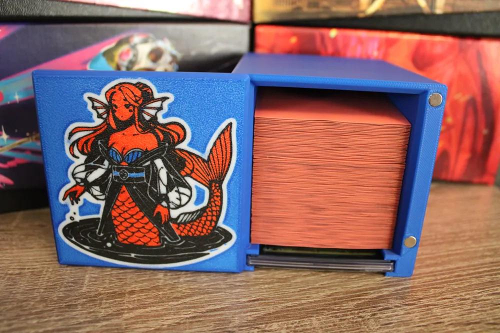 Neerdiv, Devious Diver - Magnetic Commander Showcase Deck Box