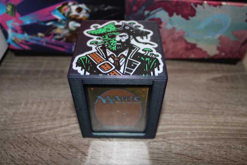 Xavier Sal, Infested Captain - Magnetic Commander Showcase Deck Box