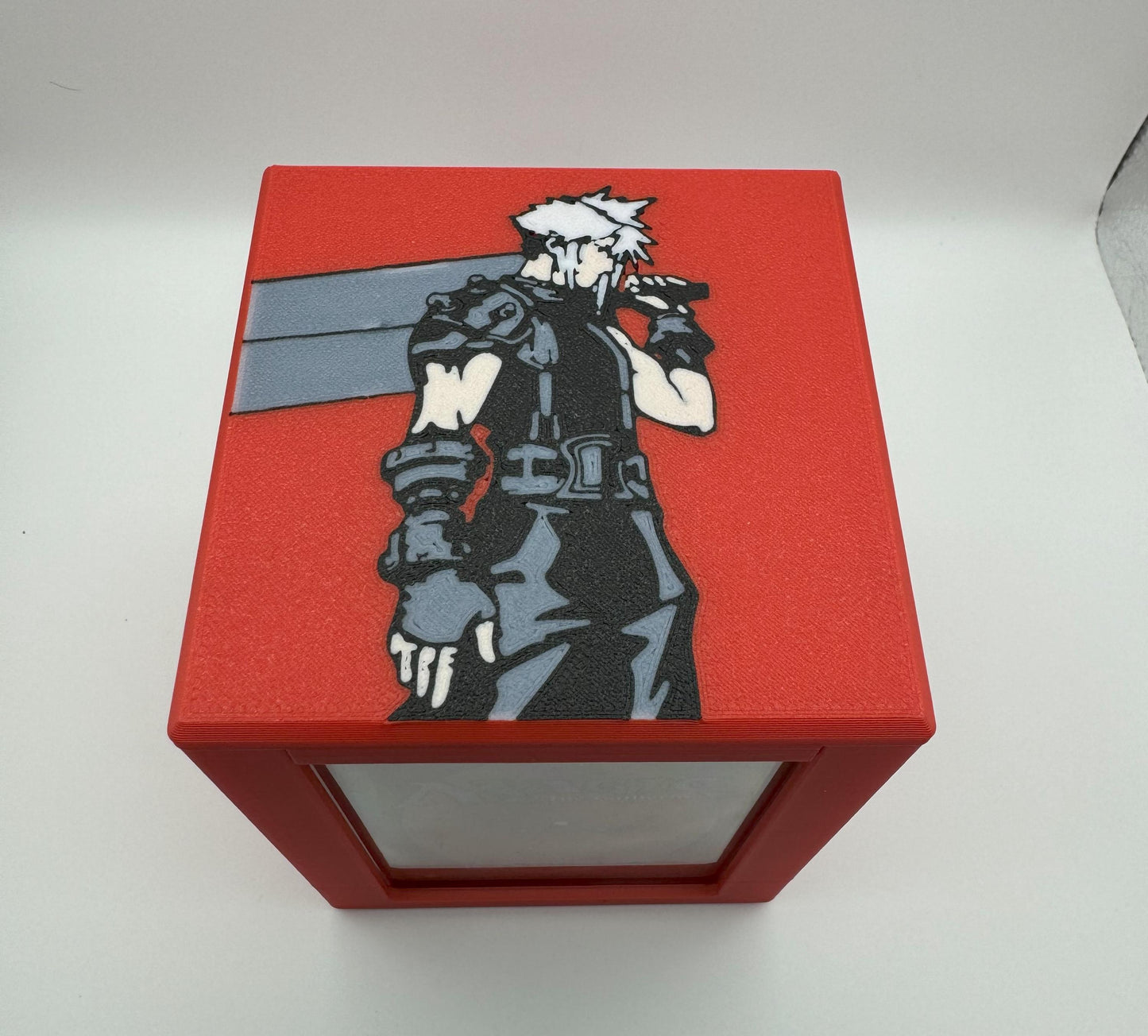Cloud - Magnetic Commander Showcase Deck Box