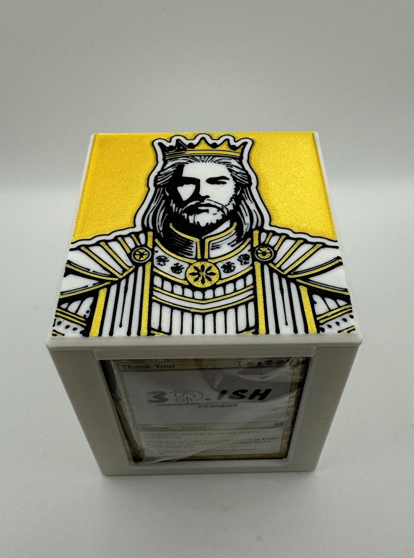 Kenrith, the Returned King - Magnetic Commander Showcase Deck Box