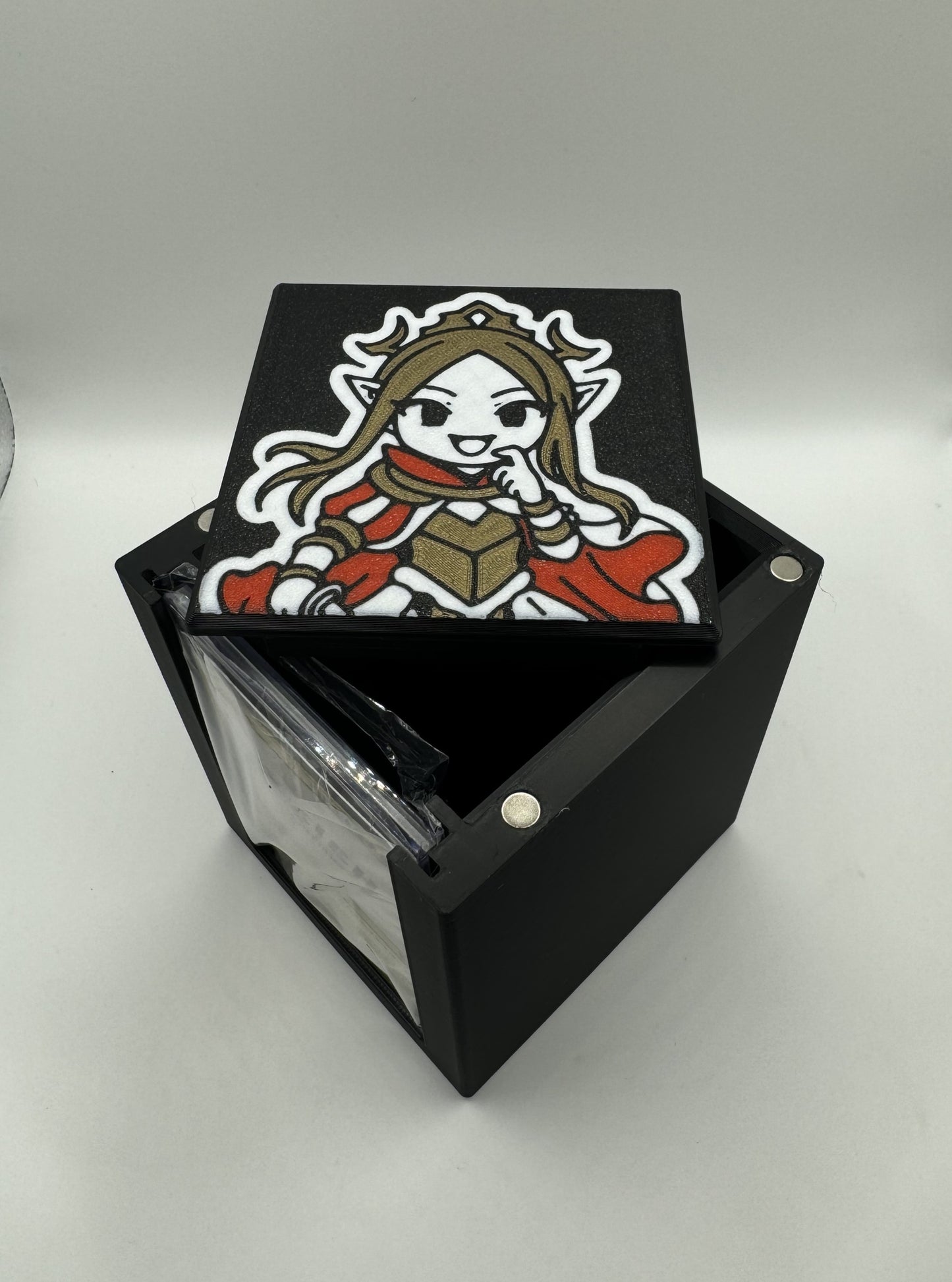 Chibi Evereth - Magnetic Commander Showcase Deck Box