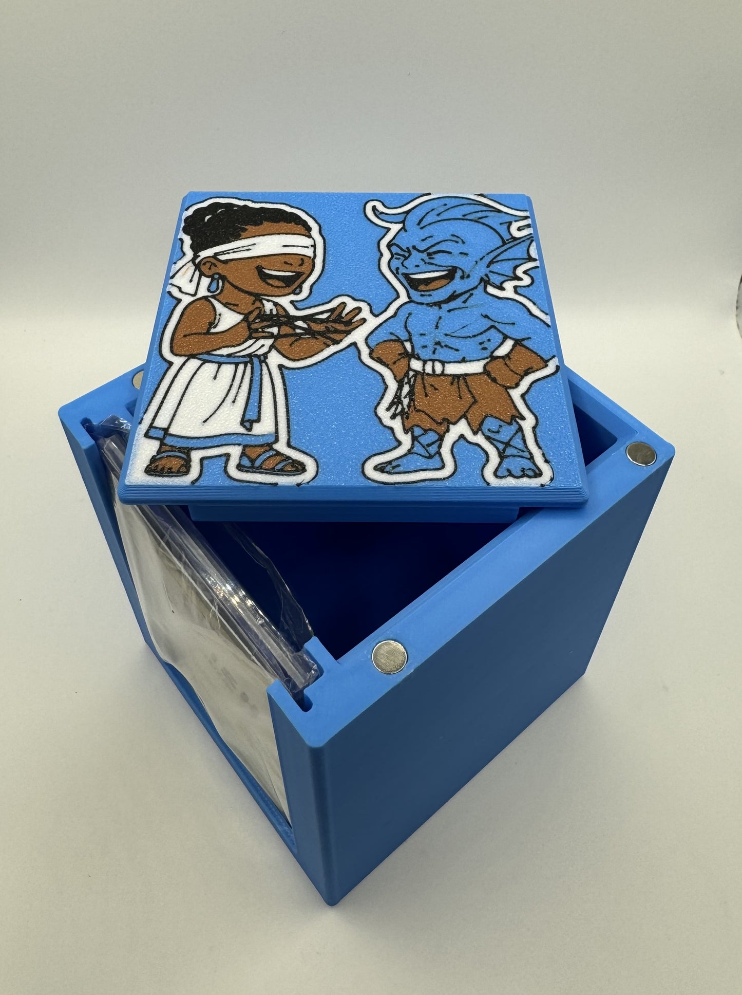Tymna and Thrasios - Magnetic Commander Showcase Deck Box