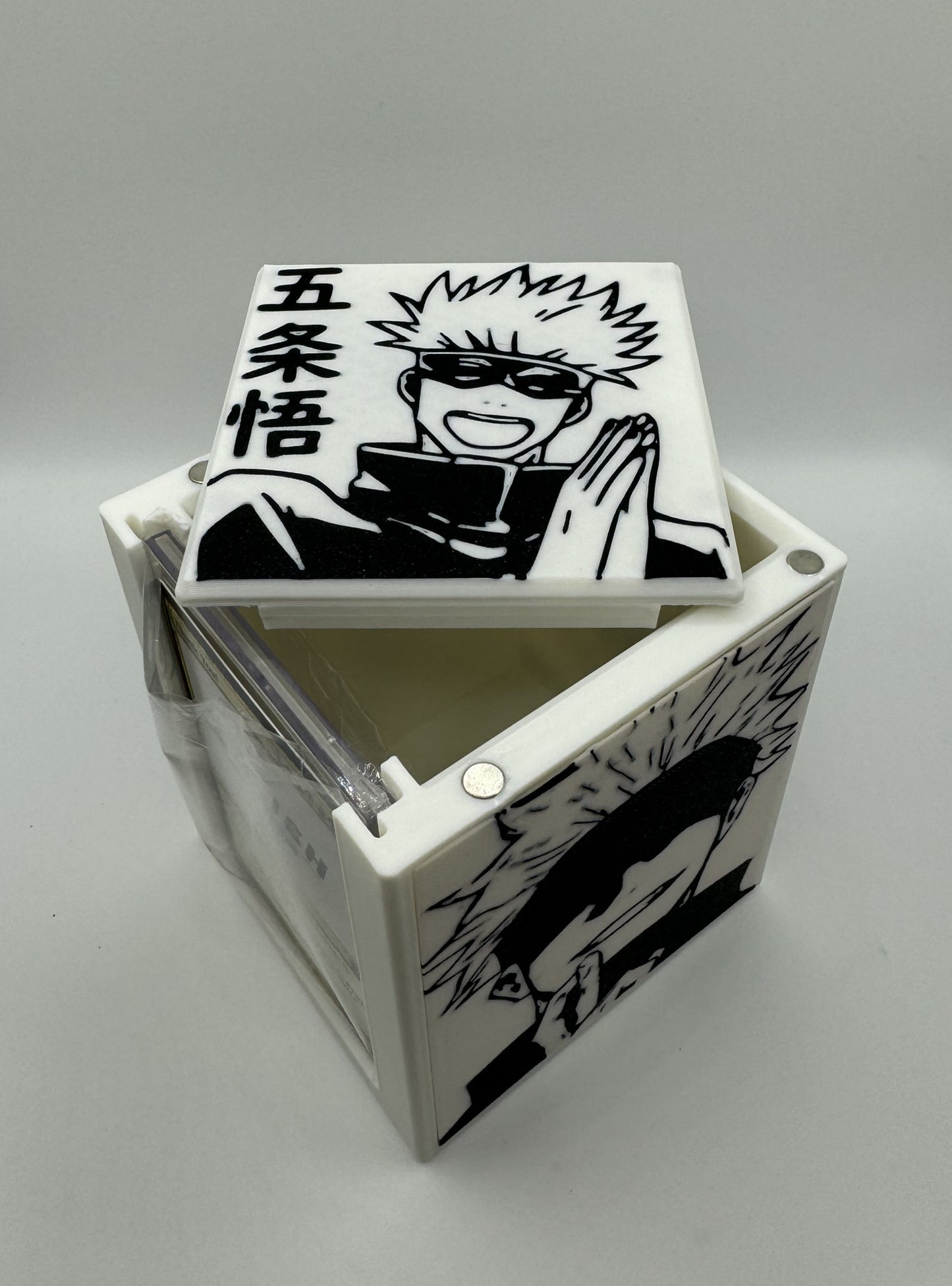 Gojo, the Strongest - Magnetic Commander Showcase Deck Box