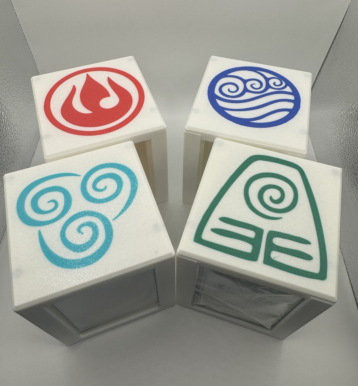 Nation Symbols - Magnetic Commander Showcase Deck Box