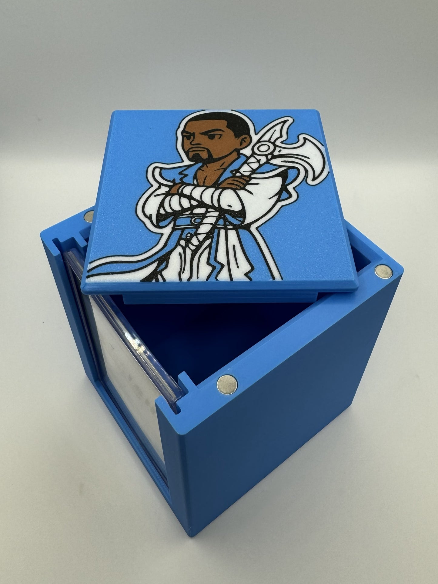 Teferi, Time Raveler - Magnetic Commander Showcase Deck Box