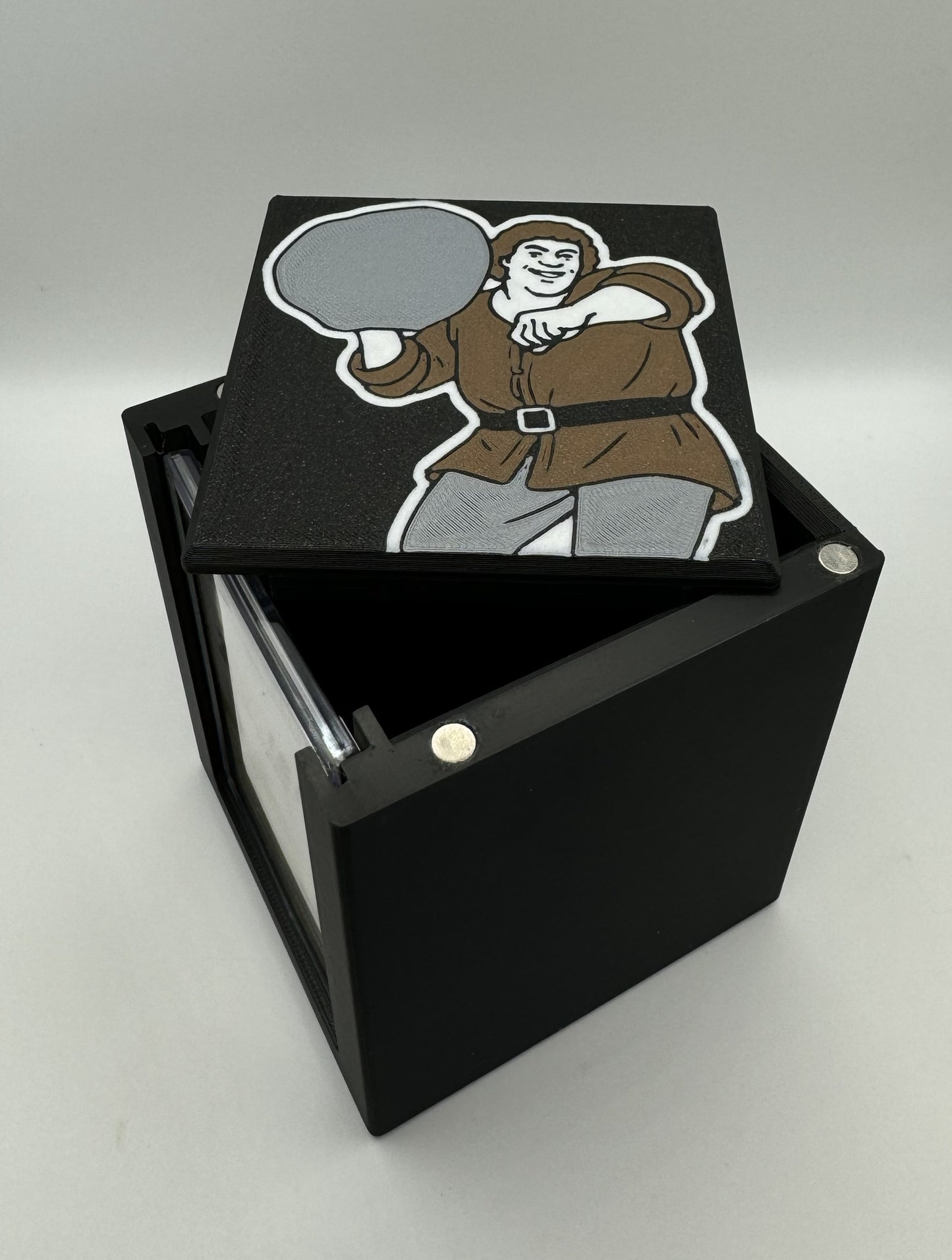 Fezzik, Rhyming Giant - Magnetic Commander Showcase Deck Box