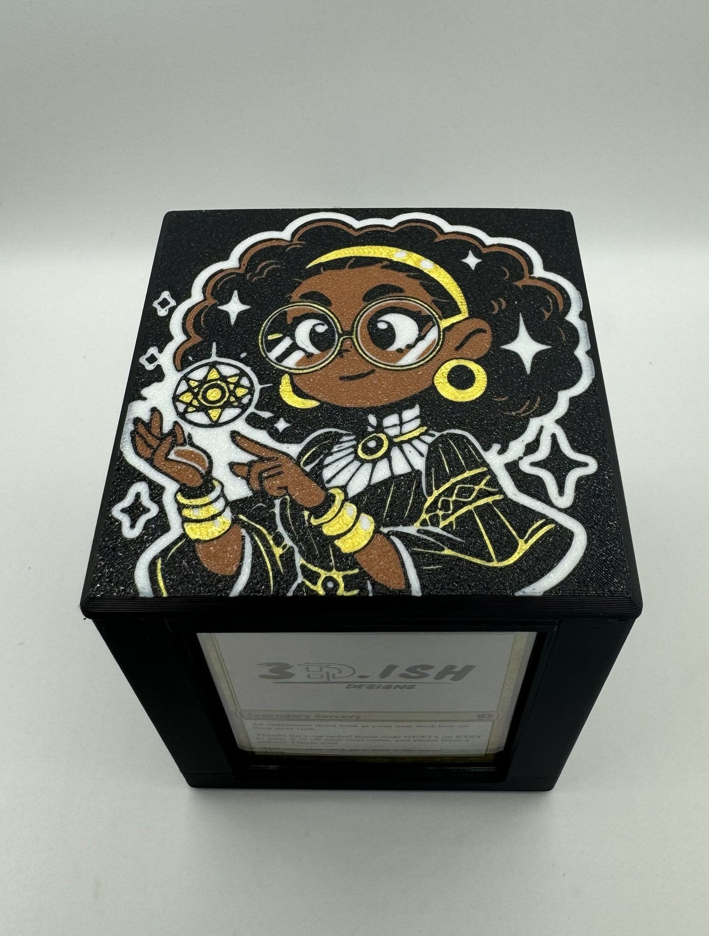 Zimone - Magnetic Commander Showcase Deck Box