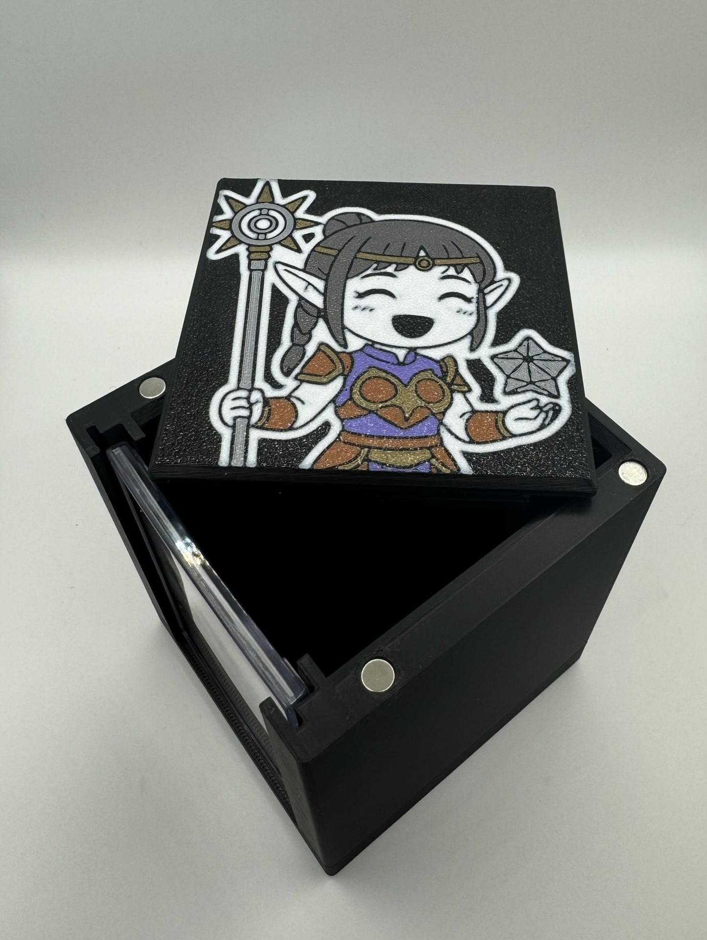 Shadowheart, Dark Justiciar - Magnetic Commander Showcase Deck Box