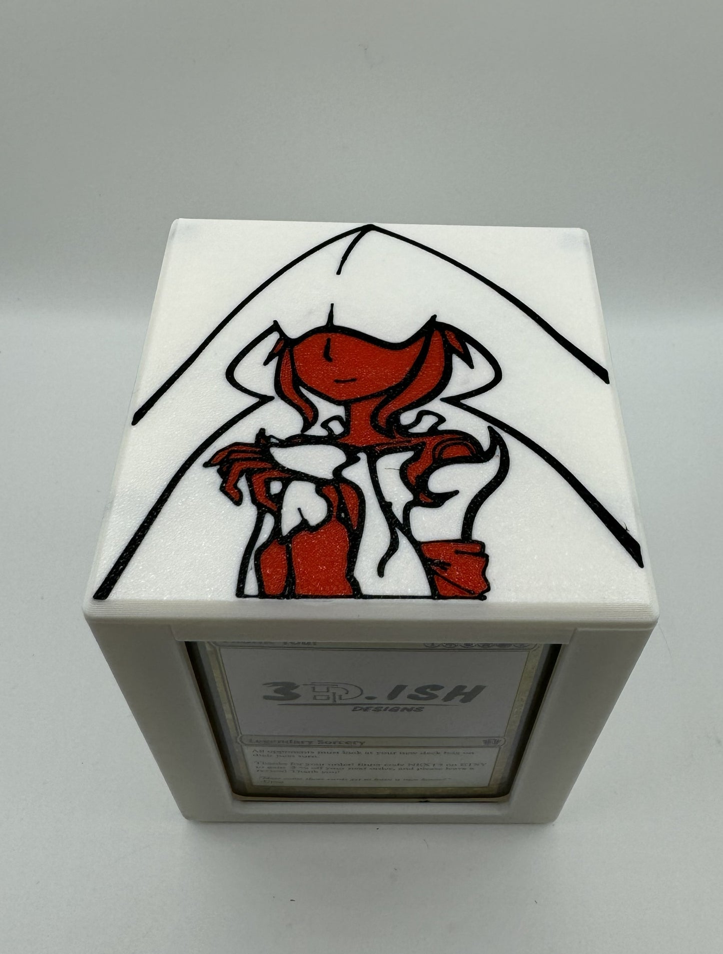 Elish Norn - Magnetic Commander Showcase Deck Box