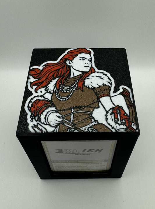 Aloy, Savior of Meridian - Magnetic Commander Showcase Deck Box