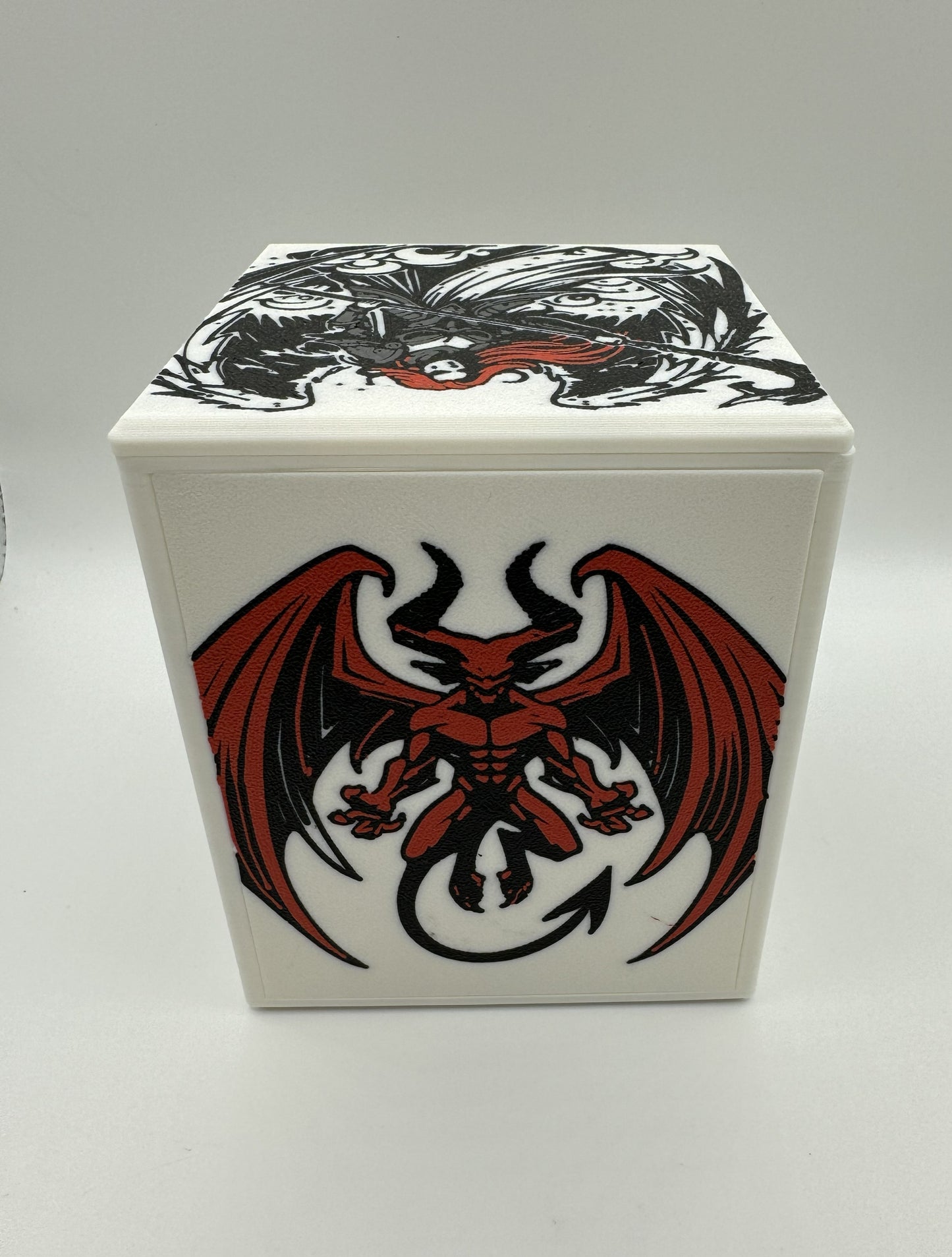 Kaalia of the Vast - Magnetic Commander Showcase Deck Box