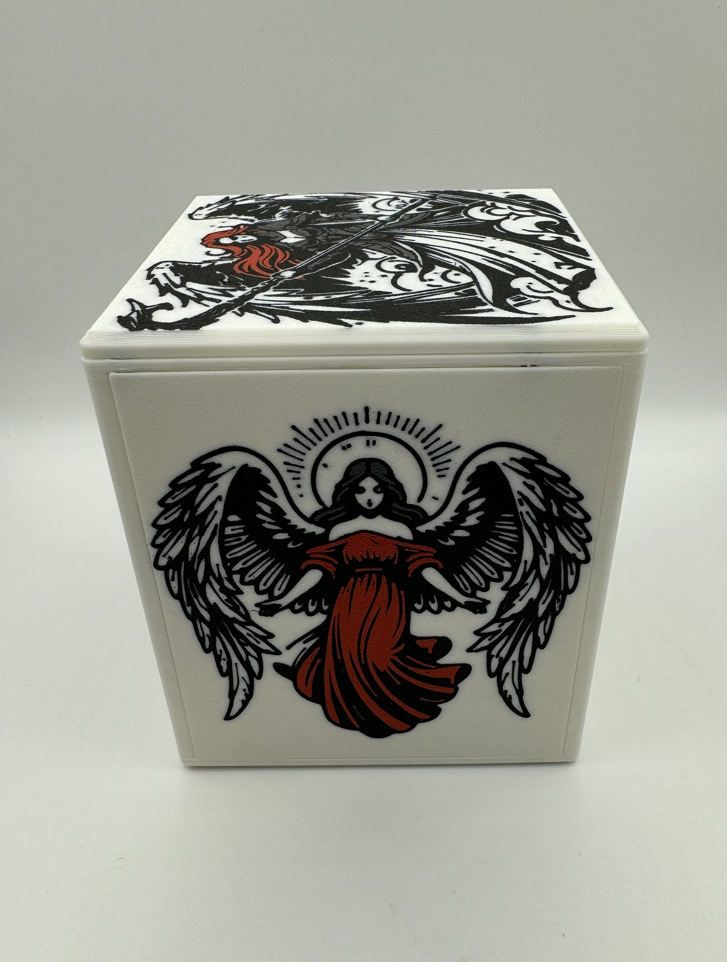 Kaalia of the Vast - Magnetic Commander Showcase Deck Box