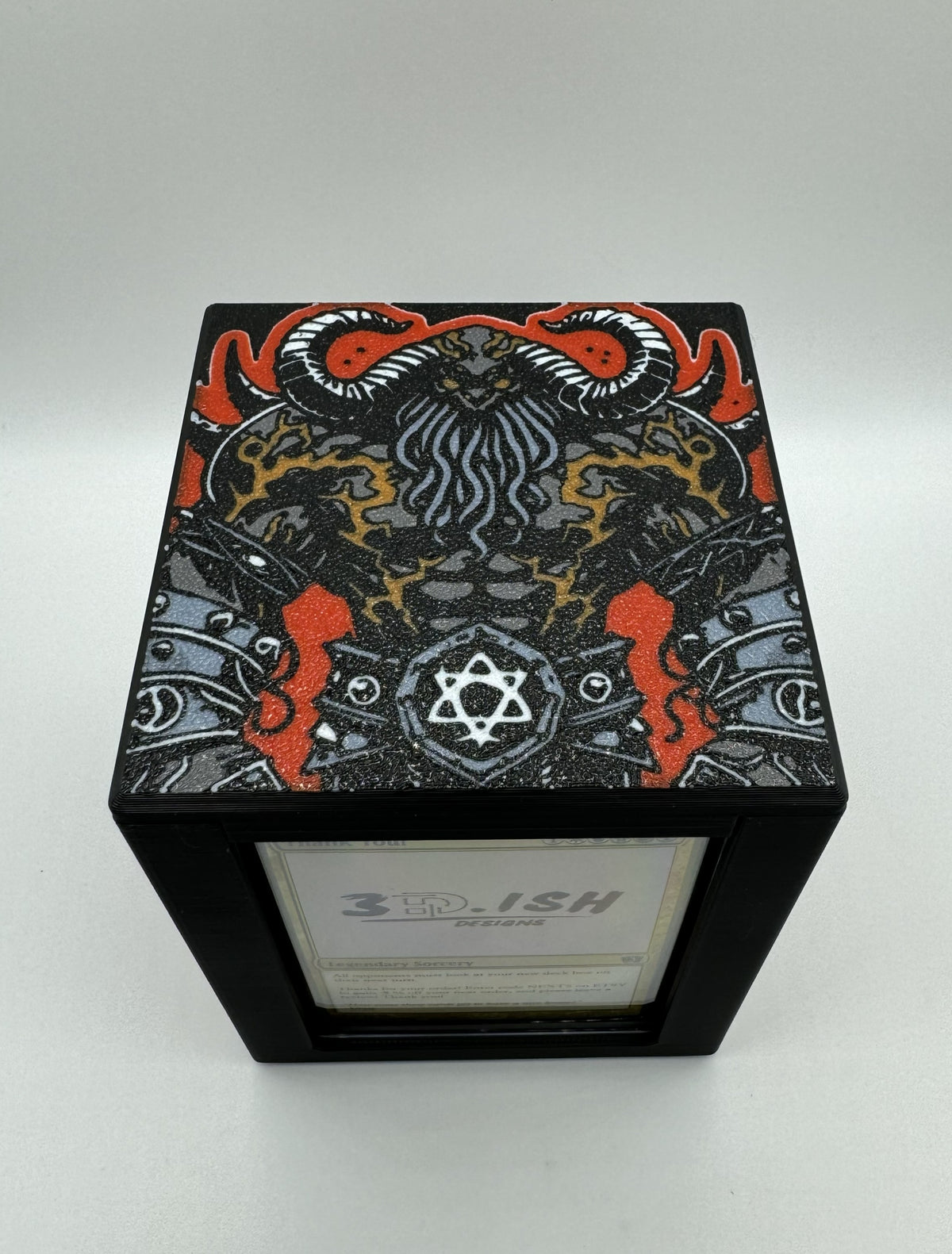 Kardur, Doomscourge - Magnetic Commander Showcase Deck Box