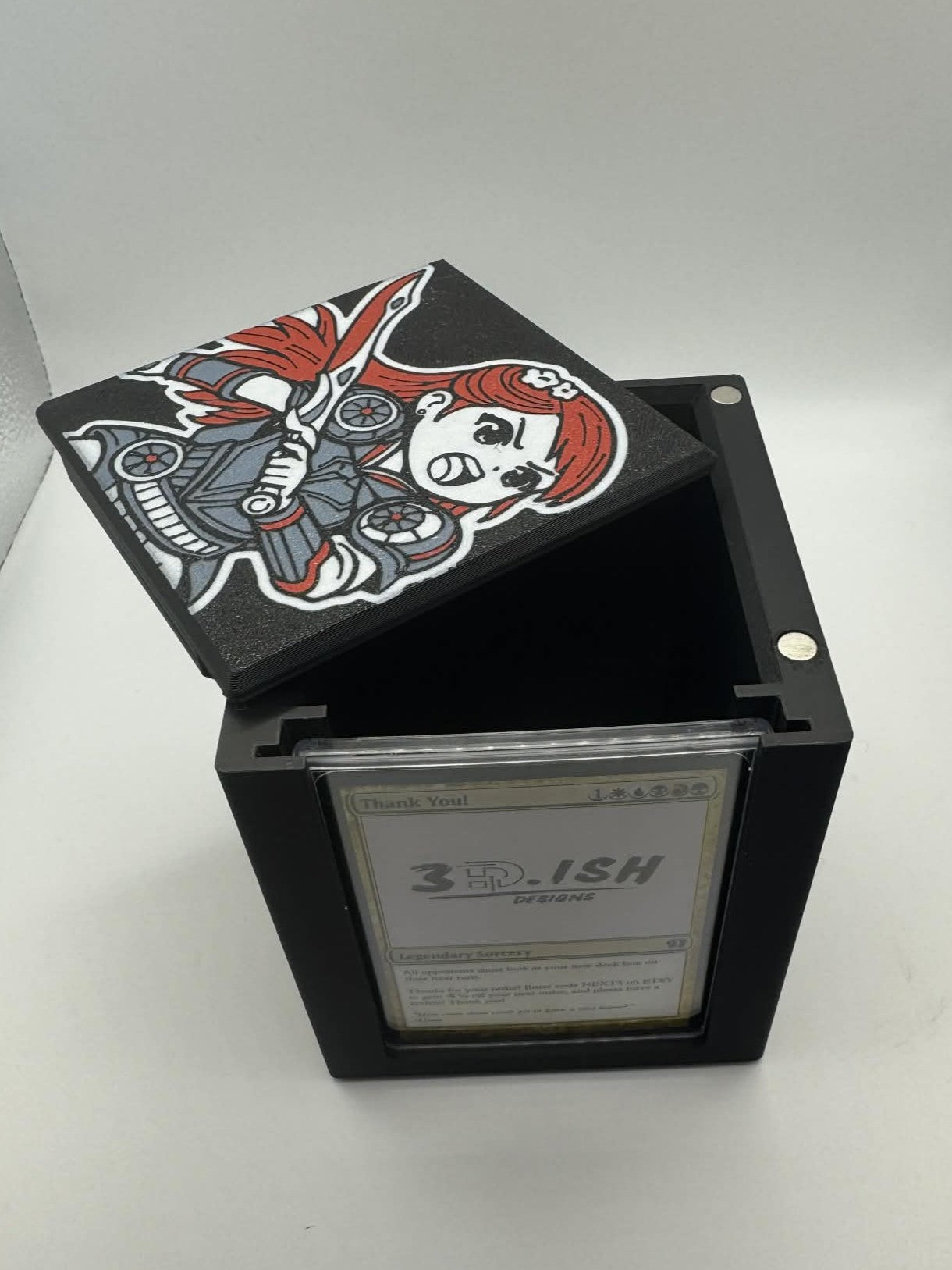 Najeela, the Blade Blossom - Magnetic Commander Showcase Deck Box