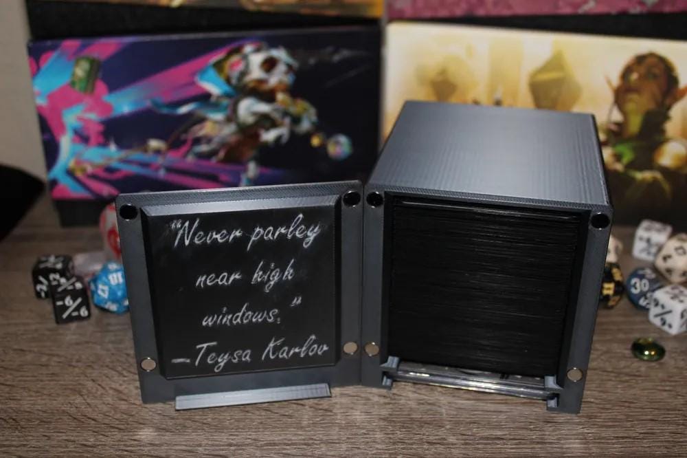 Teysa Karlov - Magnetic Commander Deck Box