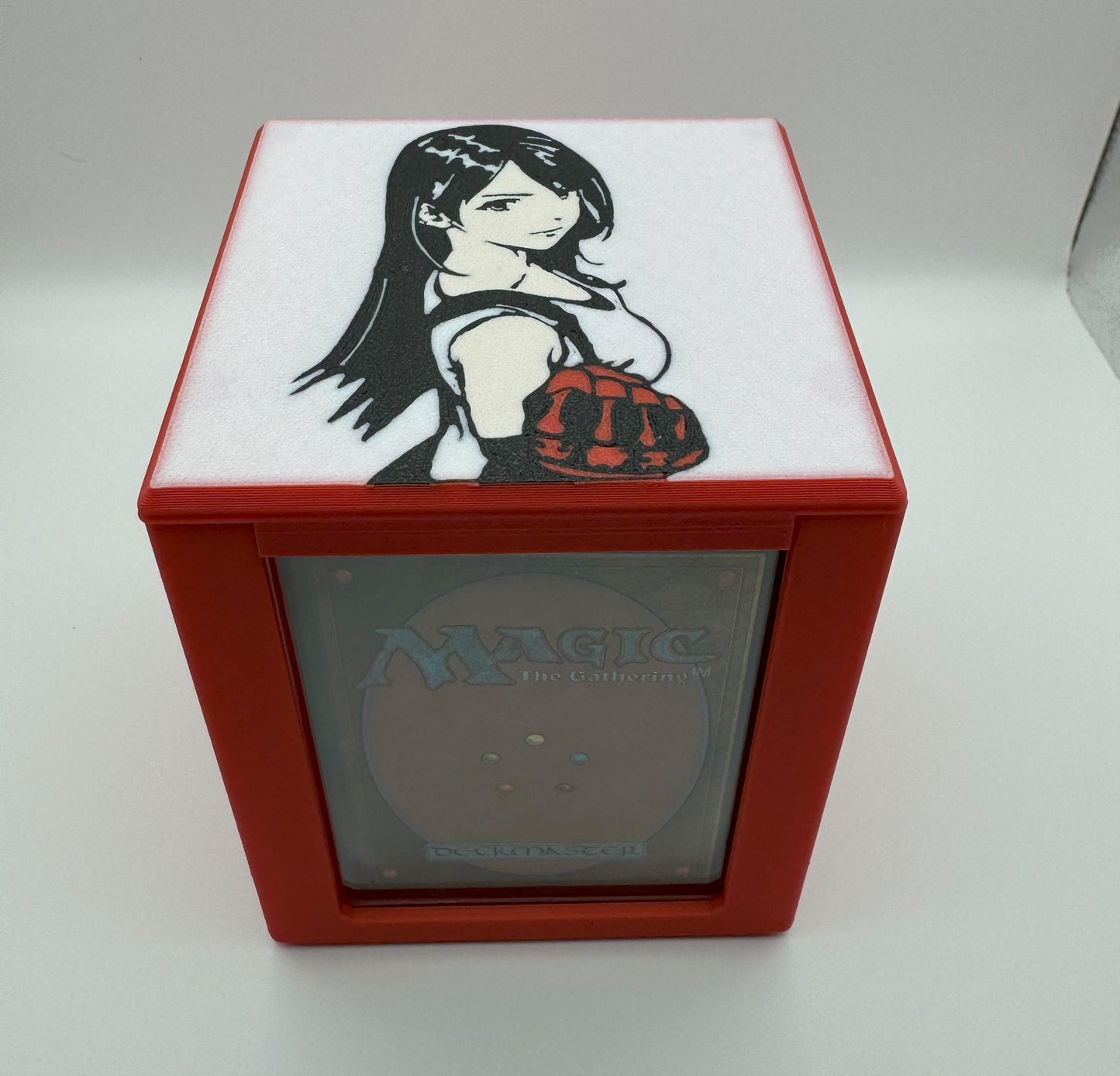 Tifa Lockhart - Magnetic Commander Showcase Deck Box