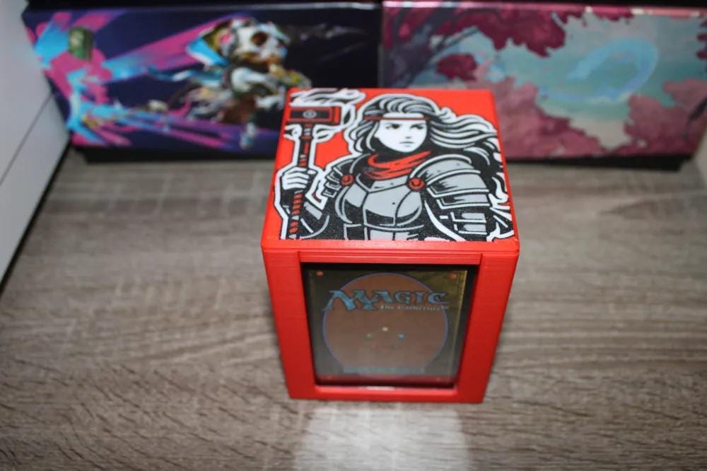 Imodane, The Pyrohammer - Magnetic Commander Showcase Deck Box