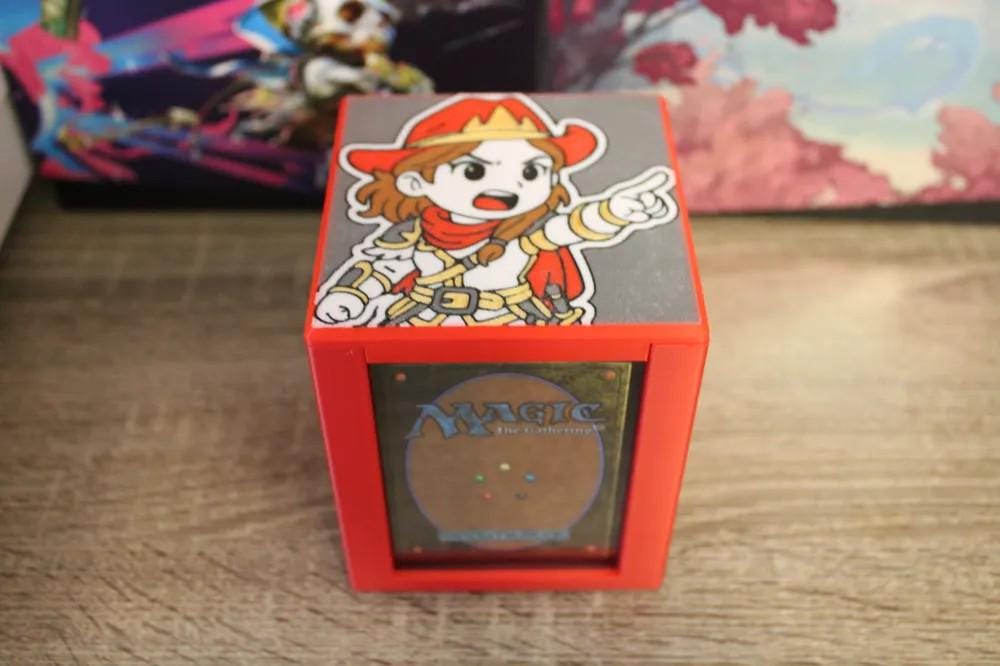 Nelly Borca, Impulsive Accuser - Magnetic Commander Showcase Deck Box
