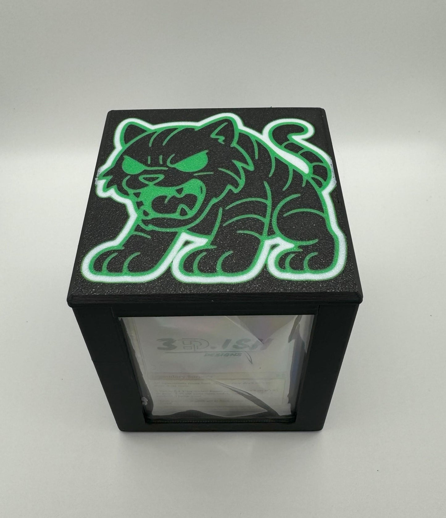 Chibi Ygra, Eater of All - Magnetic Commander Showcase Deck Box