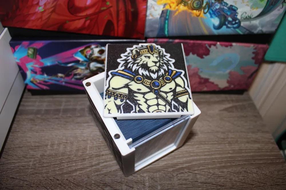 Brimaz - Magnetic Showcase Commander Deck Box